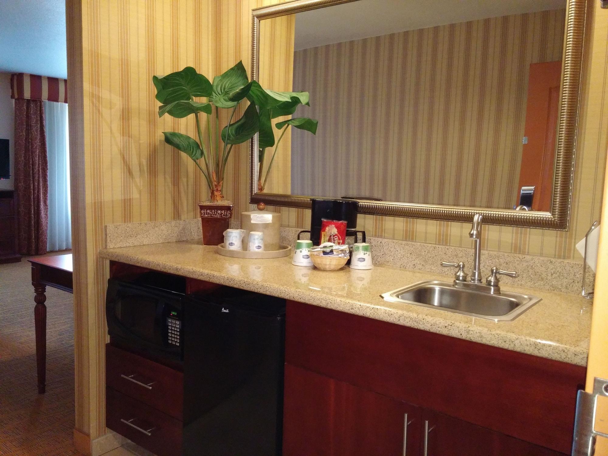 Hampton Inn & Suites Albuquerque-Coors Road Экстерьер фото
