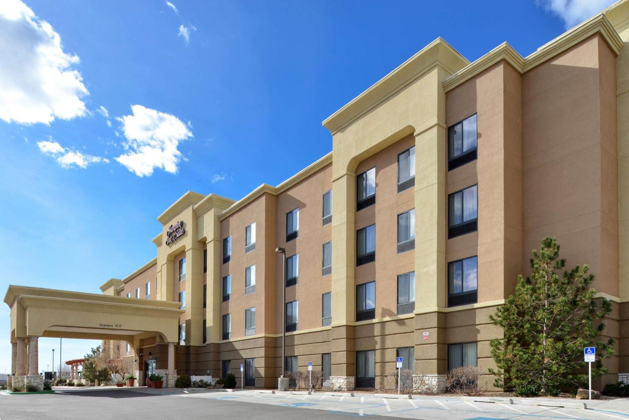 Hampton Inn & Suites Albuquerque-Coors Road Экстерьер фото