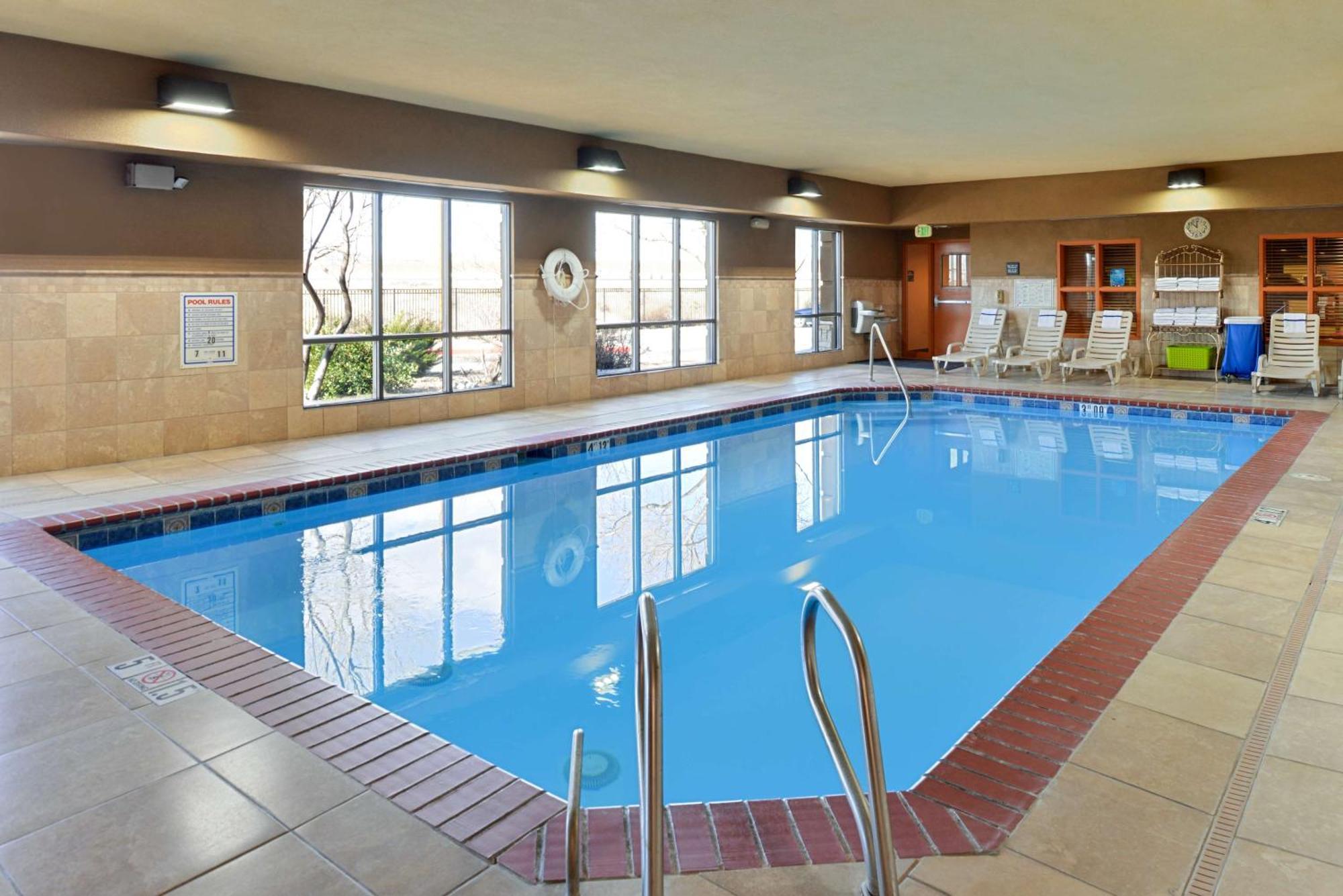 Hampton Inn & Suites Albuquerque-Coors Road Экстерьер фото