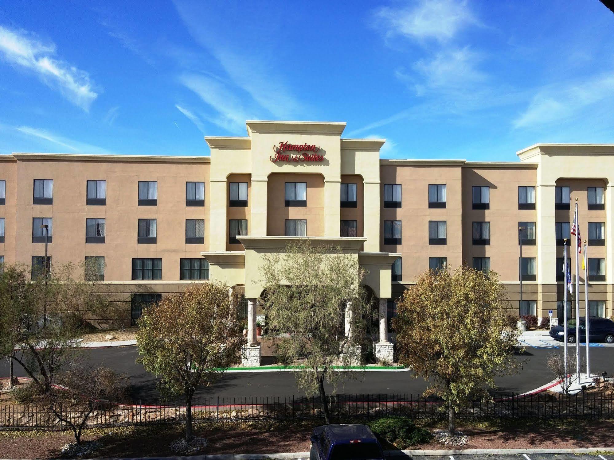 Hampton Inn & Suites Albuquerque-Coors Road Экстерьер фото